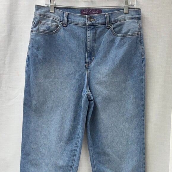NWOT Gloria Vanderbilt Amanda Jeans - 10 - Picture 1 of 4